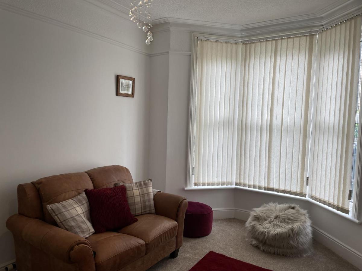 4 Bedroom House In Harrogate Town Centre Bagian luar foto